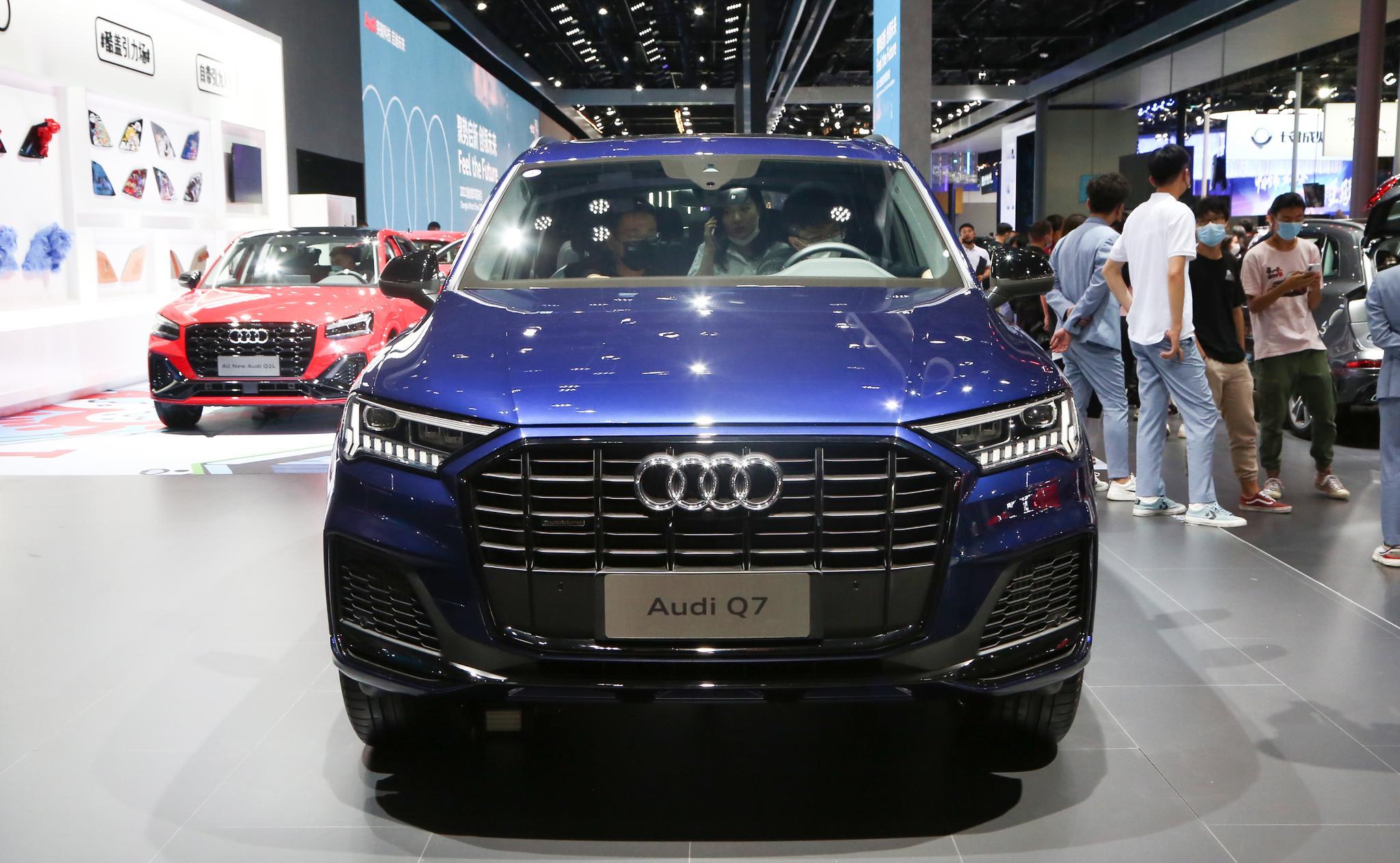 "奥迪q7"冰雪运动版上市,造型比q8还运动,售价81.98万!