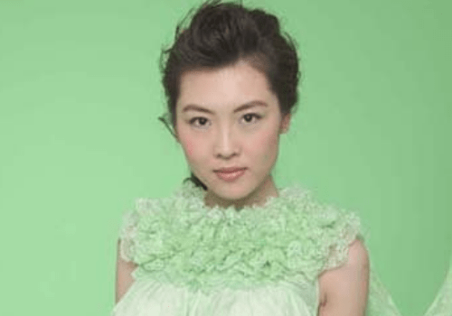 重温04年《超级女声》,宛若"上海舞女"的王媞,选秀