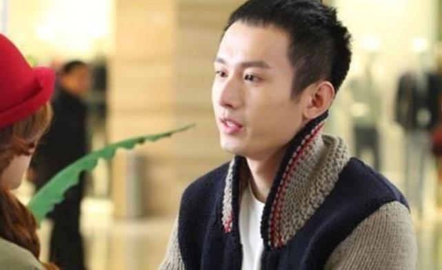 男明星出道前:成毅中二,任嘉伦非主流,看到罗云熙:花美男一个_变化