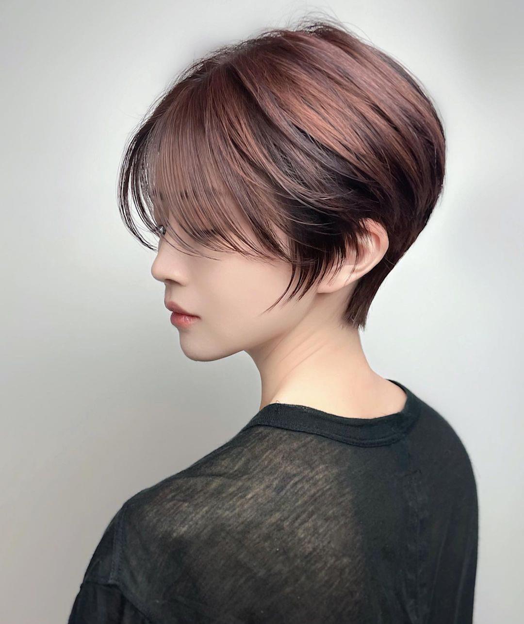 最具人气的四种女士发型,立体瘦脸很有气质,看完让人心动_女性_锁骨