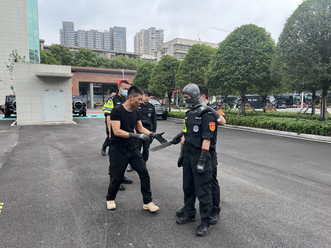 直击长沙特警实战练兵_训练_能力_处置