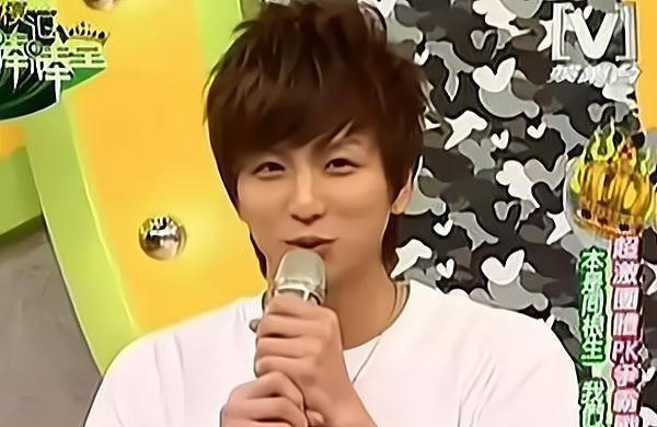 37岁曾沛慈结婚,39岁胡宇崴订婚,步入婚姻的童年偶像还有他们_杨奇煜