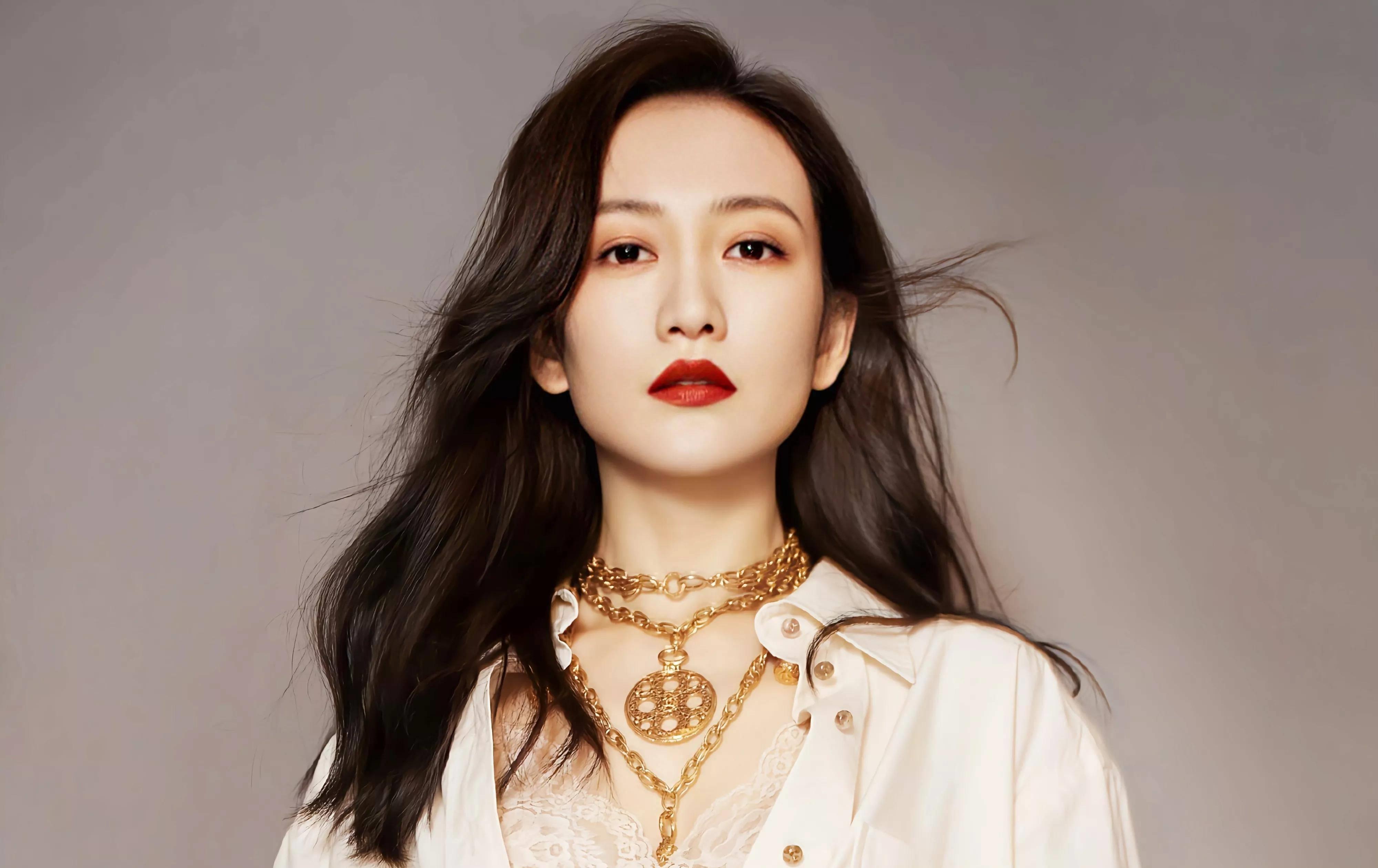 39岁王鸥终于火了!