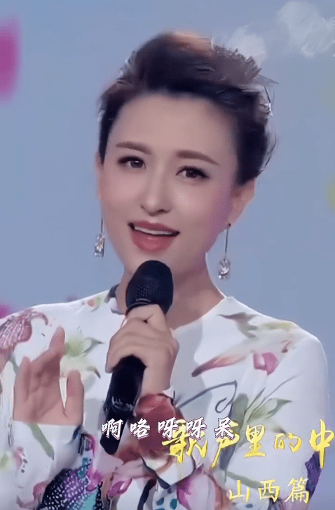 2023年5月26号上午09:45,著名综艺节目主持人张蕾在其个人短视频社交