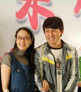 45岁左小青近况曝光,和百亿富豪老公分手后,她终于活成了自己_陈道明