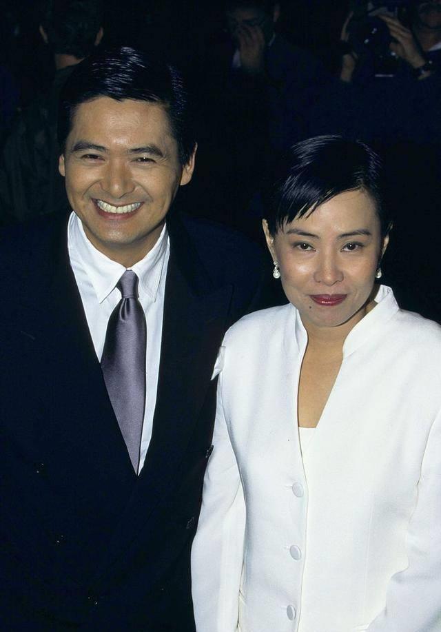 1982年,陈玉莲对周润发提出分手,发哥没忍住喝下洗洁精_余安安_婚姻