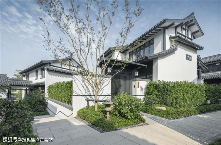 全网热搜 湖州『漾山宸院』 售楼处地址 /电话 热线 价格 户型_给予