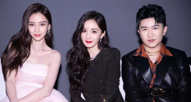 baby杨幂后台照,所有人都关注两人颜值,我却被两人美甲吸引_明星_颜色