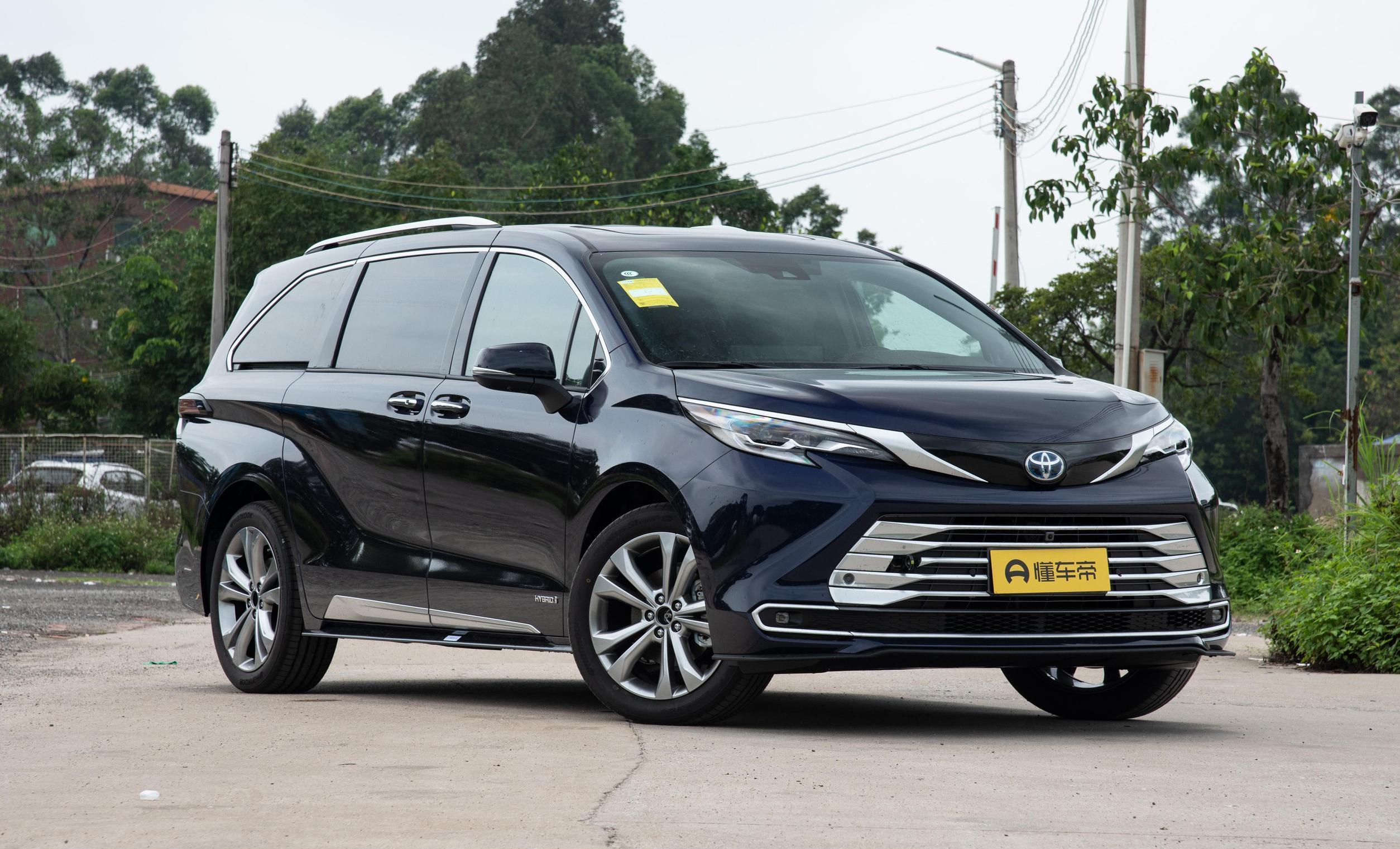 丰田赛那2023款就买这个配置,别的型号尽量不要选!_搜狐汽车_搜狐网