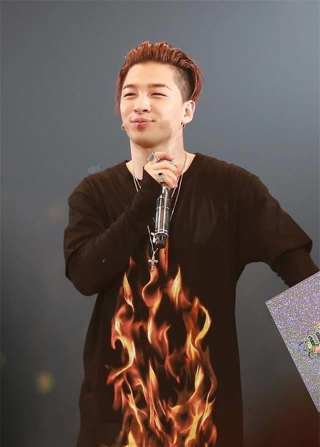 她晒出的照片引发了讨论!_minhyorin_偶像_音乐