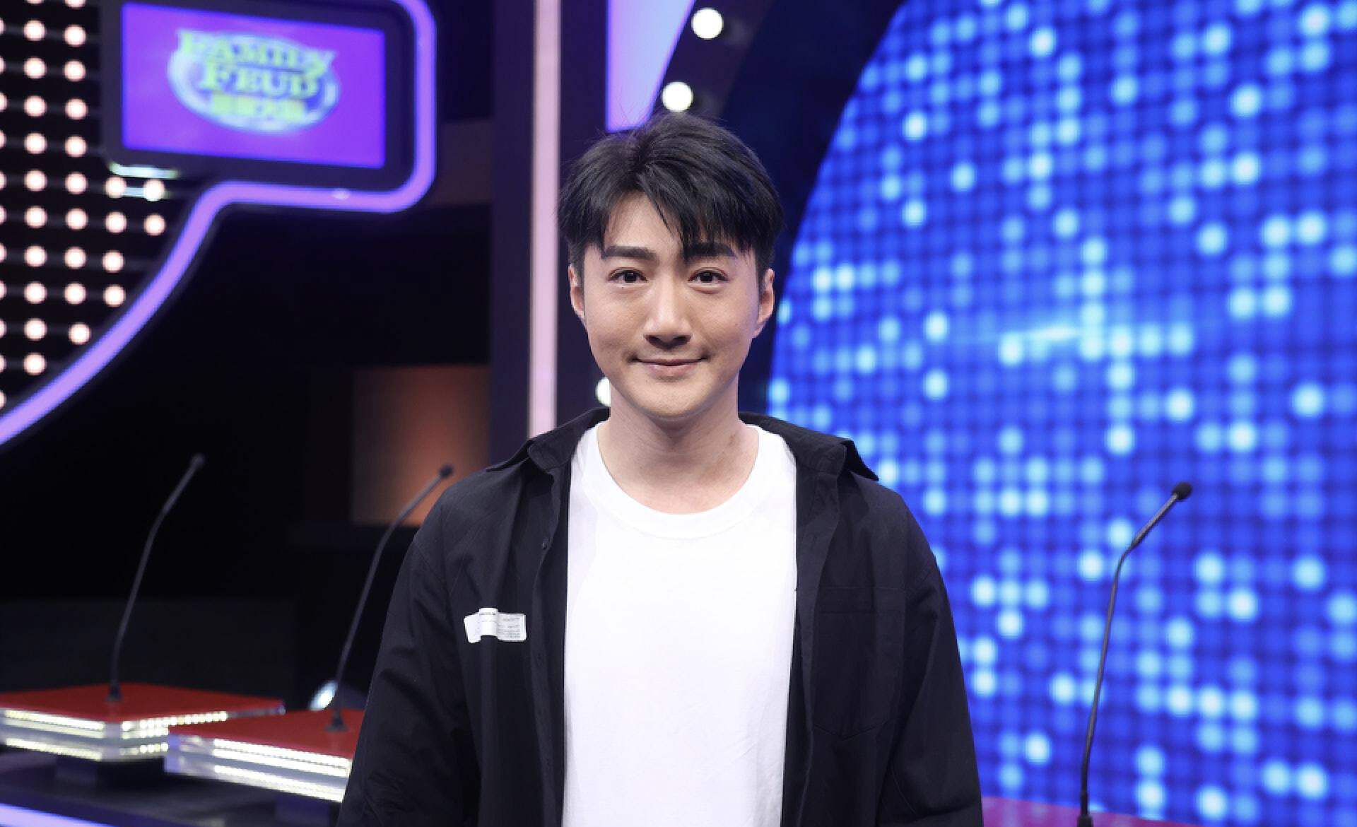 撞脸韩星,曝名下十余间米线店全部结业_蔡淇俊_张彦博_内地