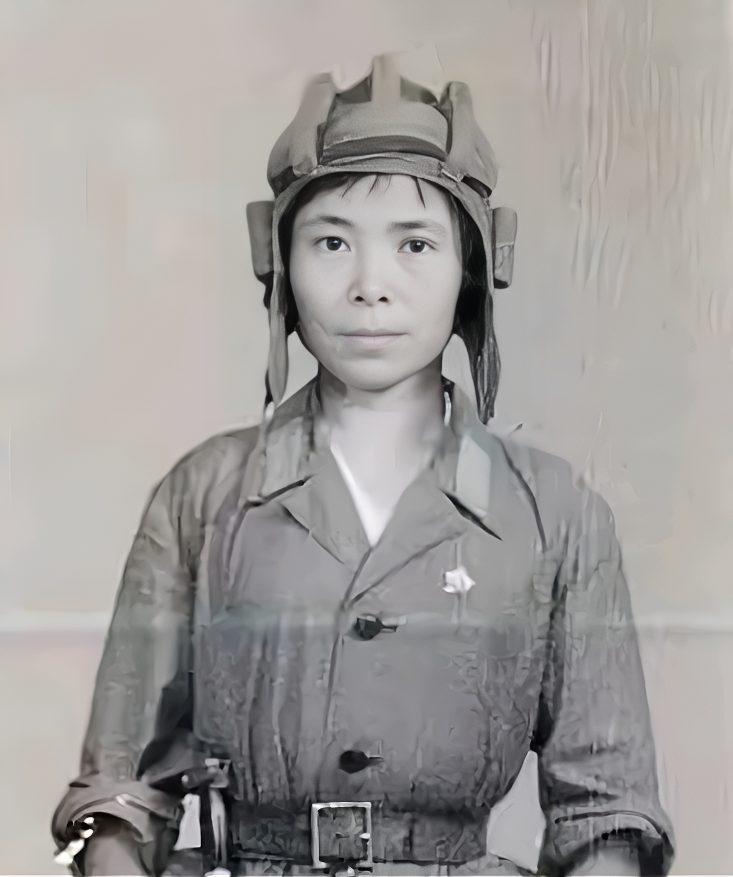 中国首位女空降兵马旭:一生清贫,却为家乡教育捐出1000万!