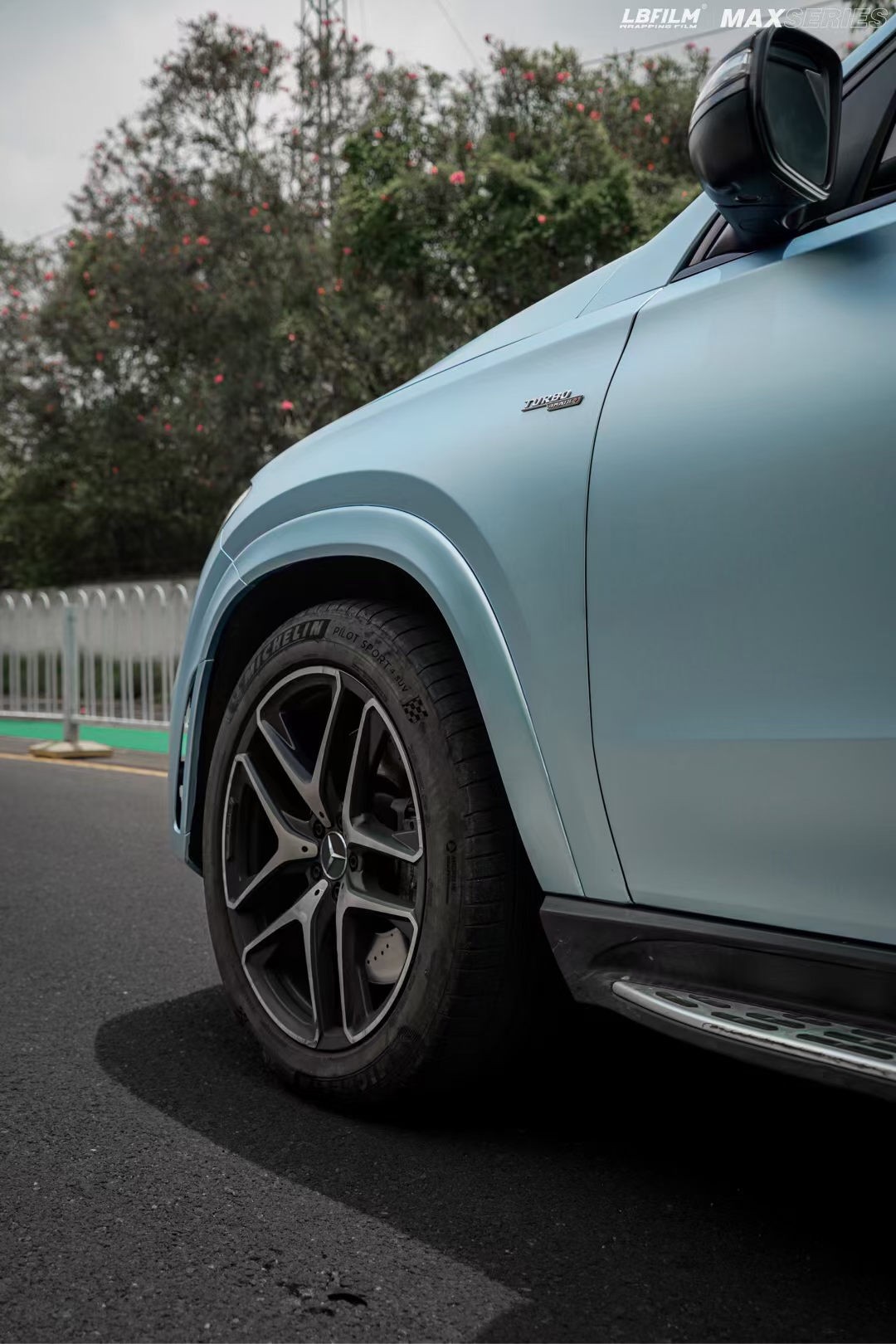 奔驰gle53-lb改色膜超亚纳米蓝,色彩随明暗而变化_搜狐汽车_搜狐网