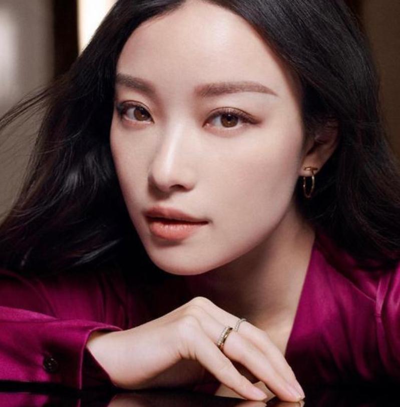 演员倪妮:张艺谋对我有恩,前途尽毁我也要跟他走,今苦尽甘来_公司