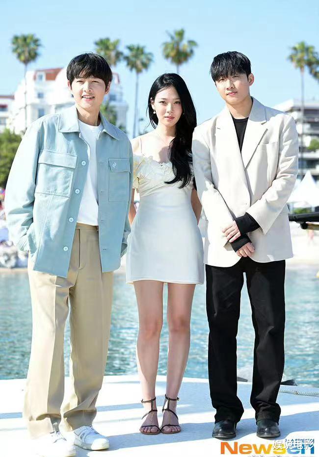 宋仲基携主演作品现身戛纳,被嘲越来越像王大治,婚后发酵快_李敏镐