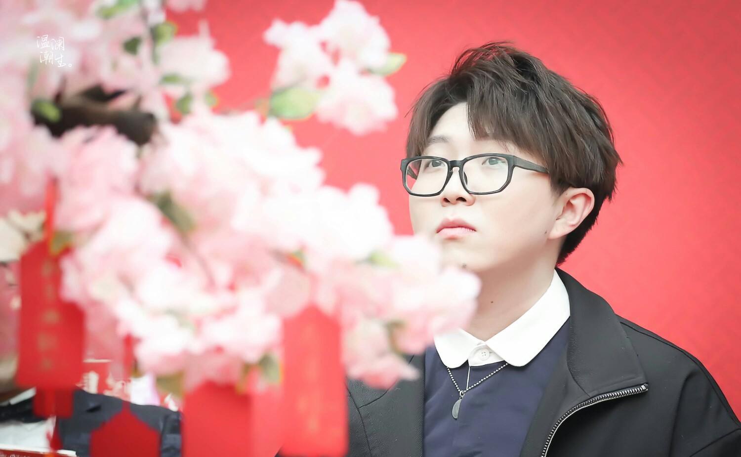 华晨宇怼毛不易曲子太差,没期待!