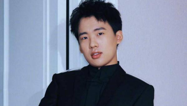 蔡徐坤叫杨颖"baby",谁注意郭麒麟怎么称呼她?