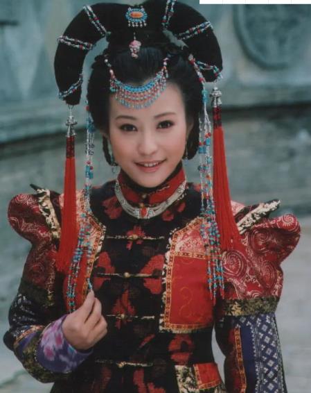 我对郝蕾有印象源于她和邓超联袂出演的历史爱情剧《少年天子》,她在