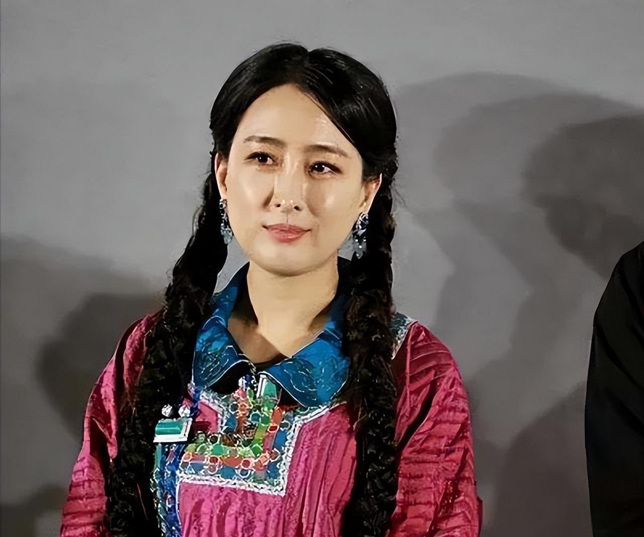 马苏和尔冬升传绯闻,有一种朋友叫忘年交,有一种感情叫一见如故_马苏