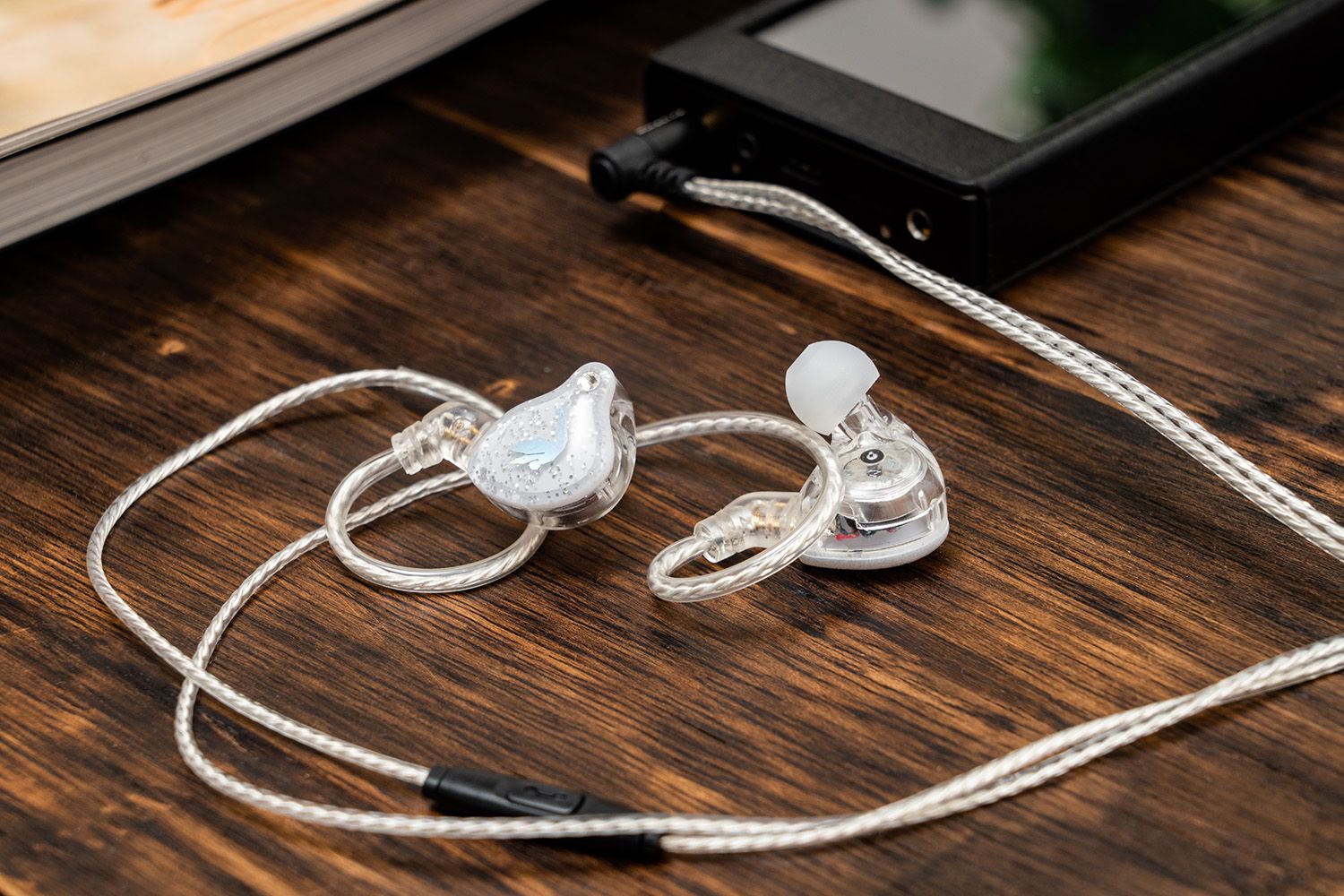 百元HiFi耳机香不香?来看体验,锦瑟香也SUPER TFZ LIVE 1 PRO评测