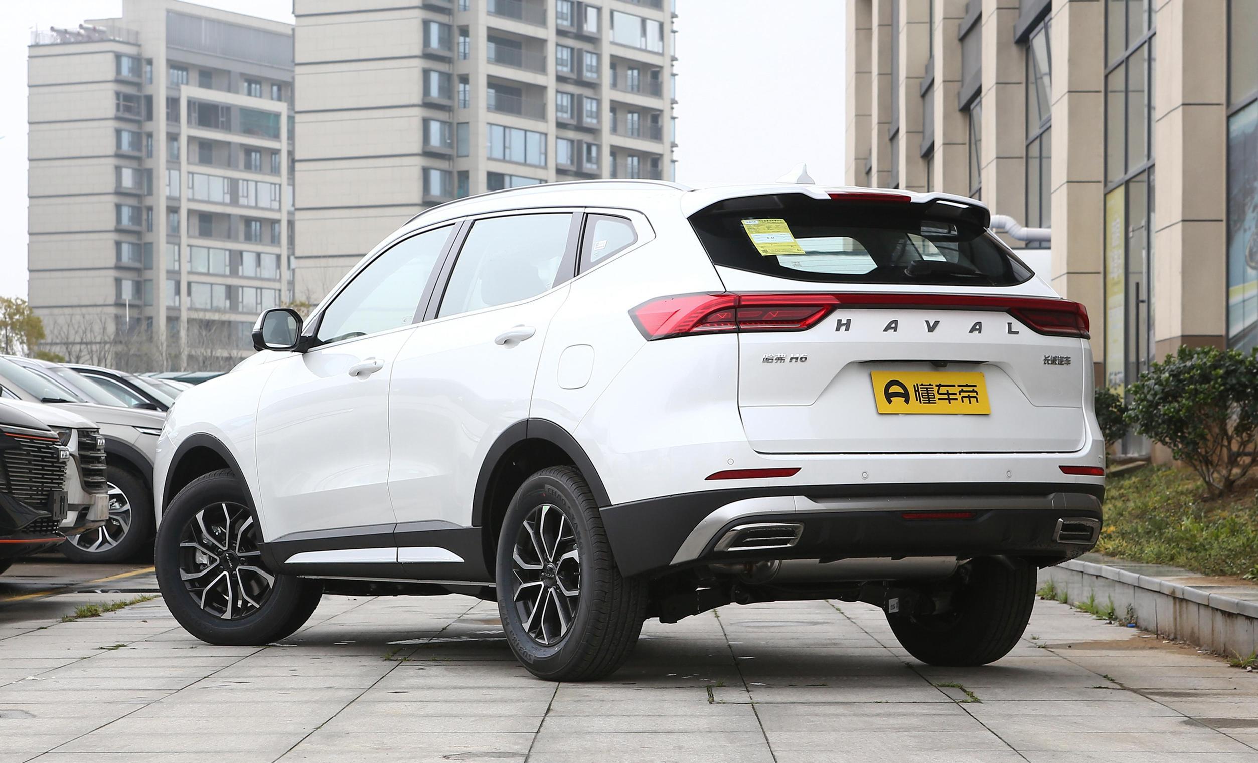 哈弗h6国潮版价格亲民,空间宽敞,配1.