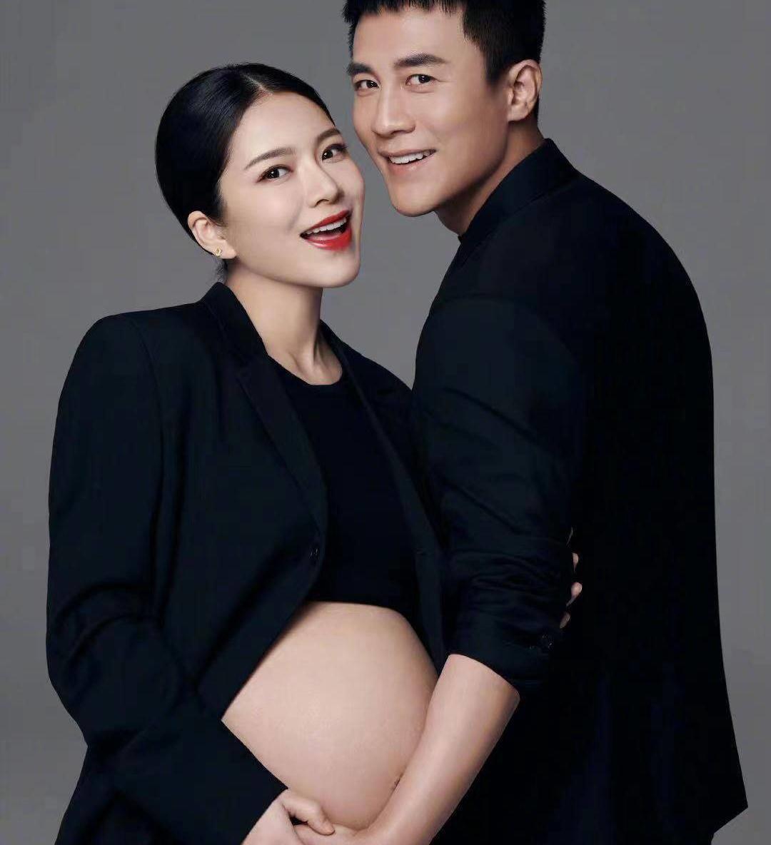 也是跟随杜淳在横店居住,陪伴老公拍戏,拍完戏,两人又回到北京的家里