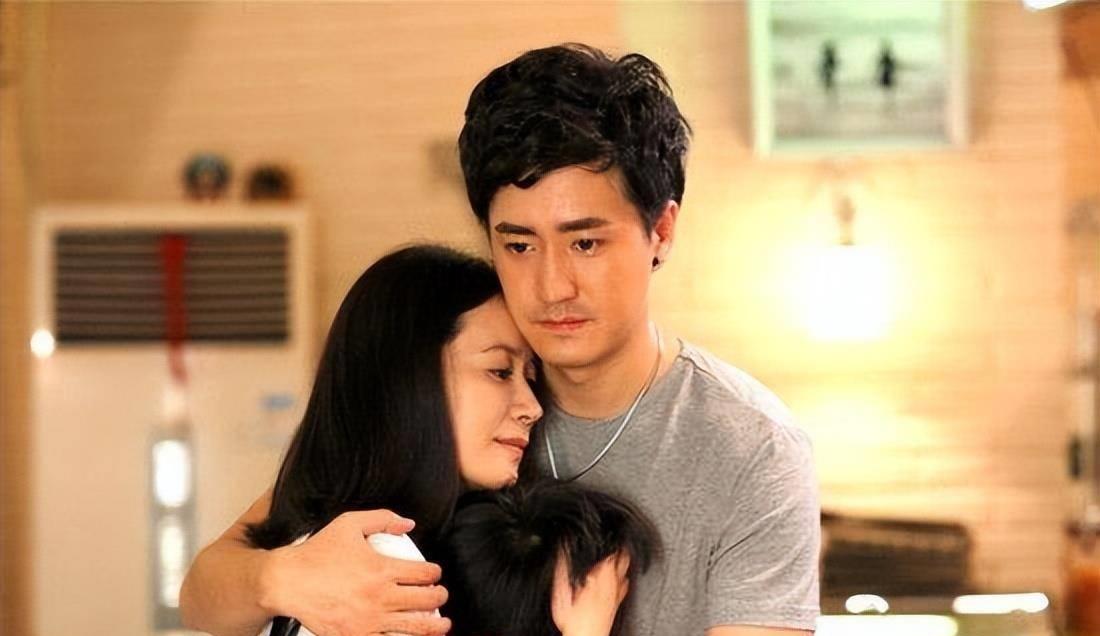 导演越来越大胆,8对"恋爱"年龄差越来越大,真刑啊_胡歌_闫妮_剧中