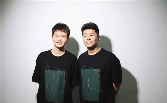 孟鹤堂告白周九良撒高甜狗粮,栾云平在线吃瓜,聊天内容有看点_搭档