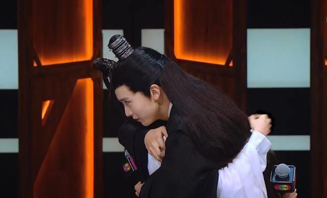 工作室破坏控评队形被怼,杨幂马思纯送祝福_剧照_角色_时候