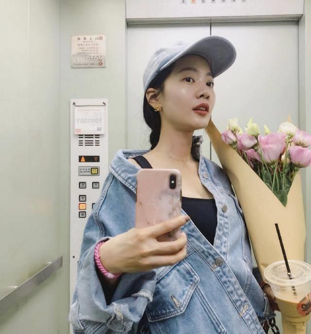 女方曾自卑否认外表,如今衣品佳曾让明道心动_曾之乔_祝福_亲朋好友