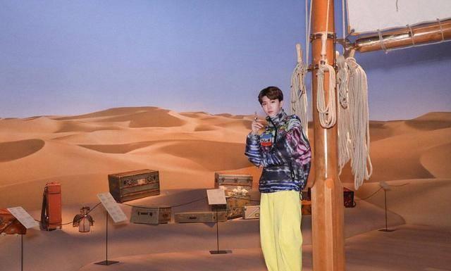 范丞丞小鬼爆笑"正骨"体验,表情逐渐失控,艺能感值得夸奖_身体_偶像