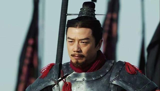 高兰村大秦赋中扮东周君,曾主演过太平天国,周迅在剧中只是配角_投降