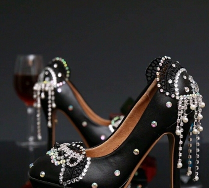 十二星座专属黑色高跟鞋,白羊座时尚洋气,处女座浪漫星空!