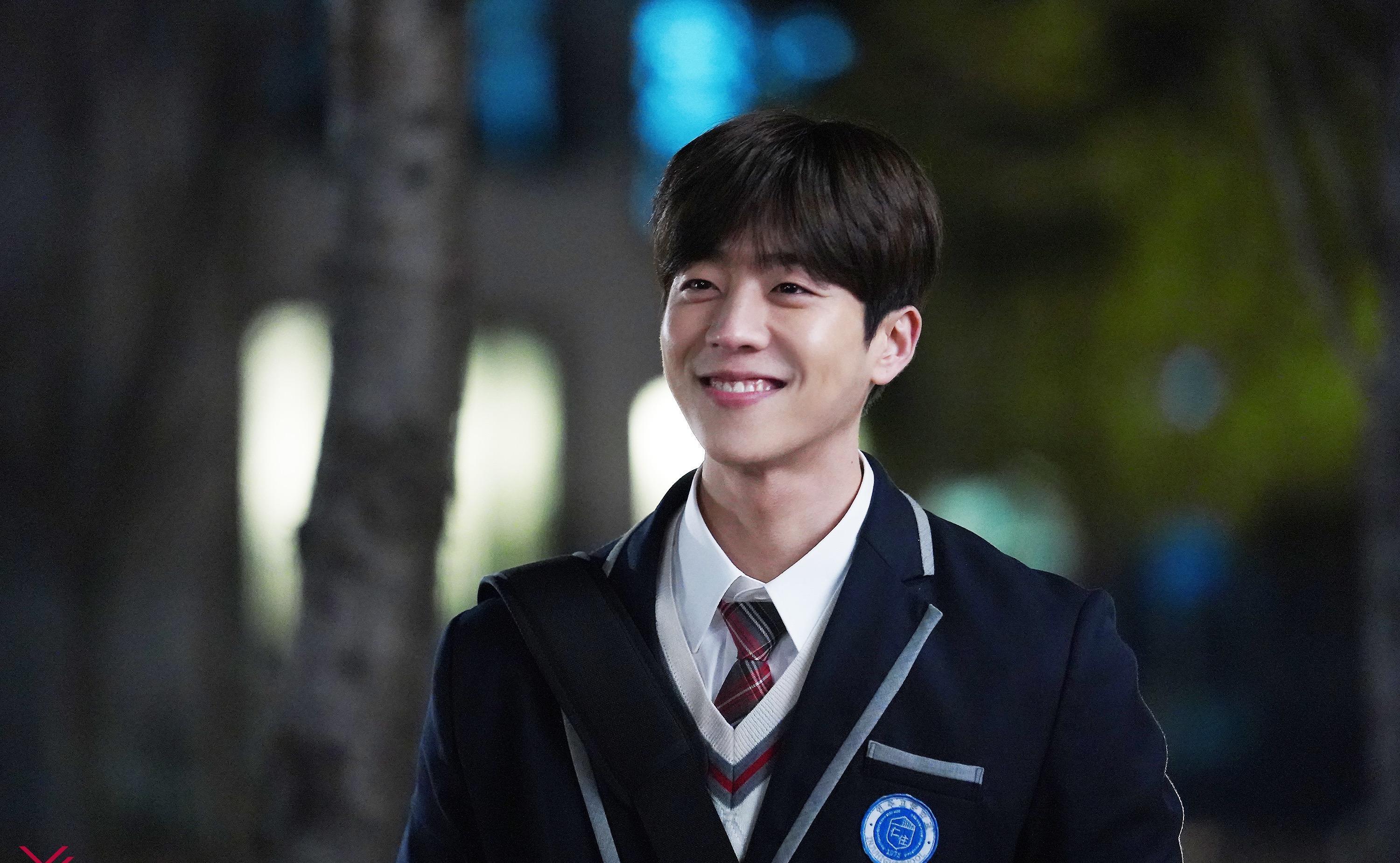 以后,"小奶狗"角色都按照这个颜值标准来选吧_蔡钟_颜究_容貌