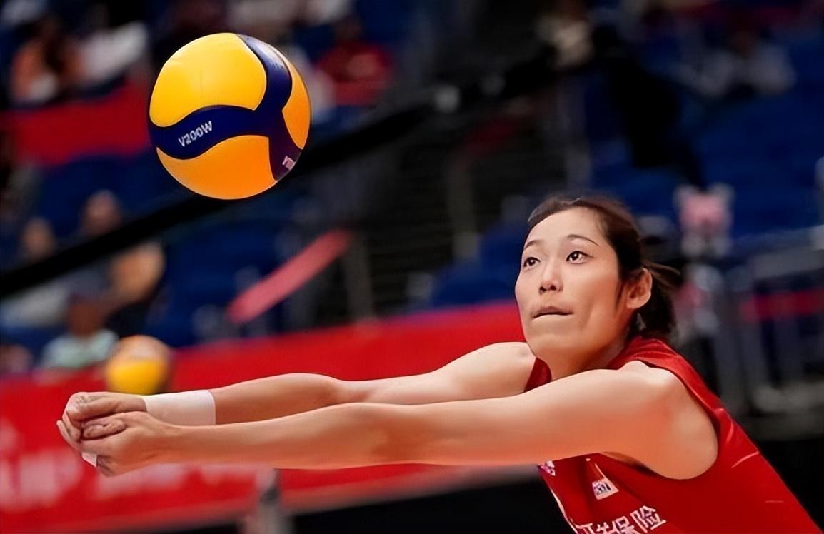 随着技术的提高与中国女排重获世界冠军,朱婷逐渐成为世界级球星,身价