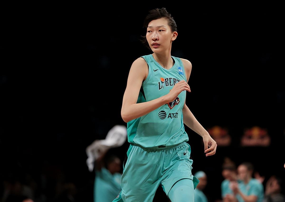 wnba第三轮,韩旭得到赛季第一分,球队内卷严重_比赛_桑迪·布伦德洛