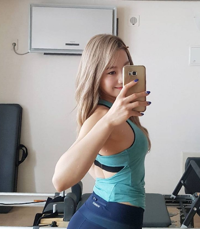 韩国女生酷爱健身,为拥有"葫芦形"身材,苦练普拉提_运动_臀部_样子