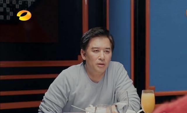 黄奕崔伟《怦然心动》恋爱方式,瑜伽试探体力,急不可耐不懂矜持_男方