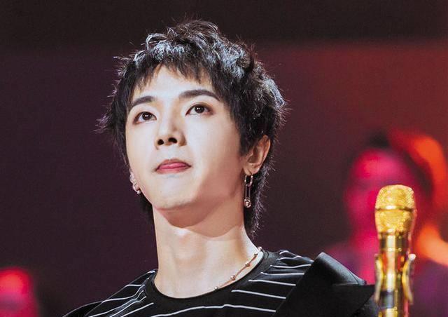 华晨宇剃头后再现"十爷"造型,hcy148成员里最a的那个_歌迷_气质_名字