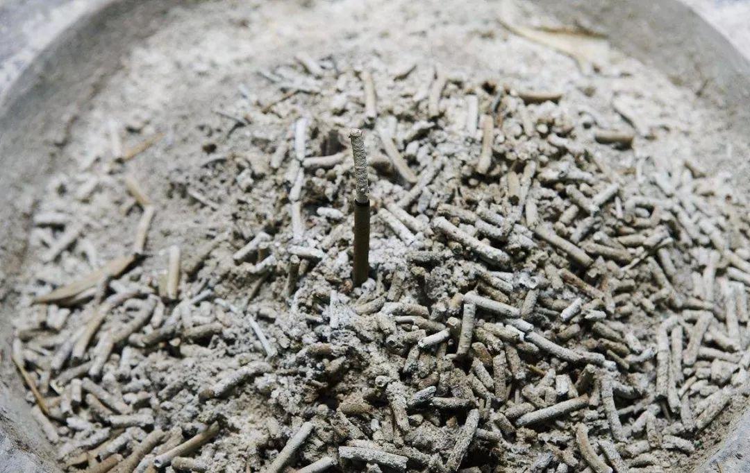 烧了会怎么样呢?_线香_燃烧_过程