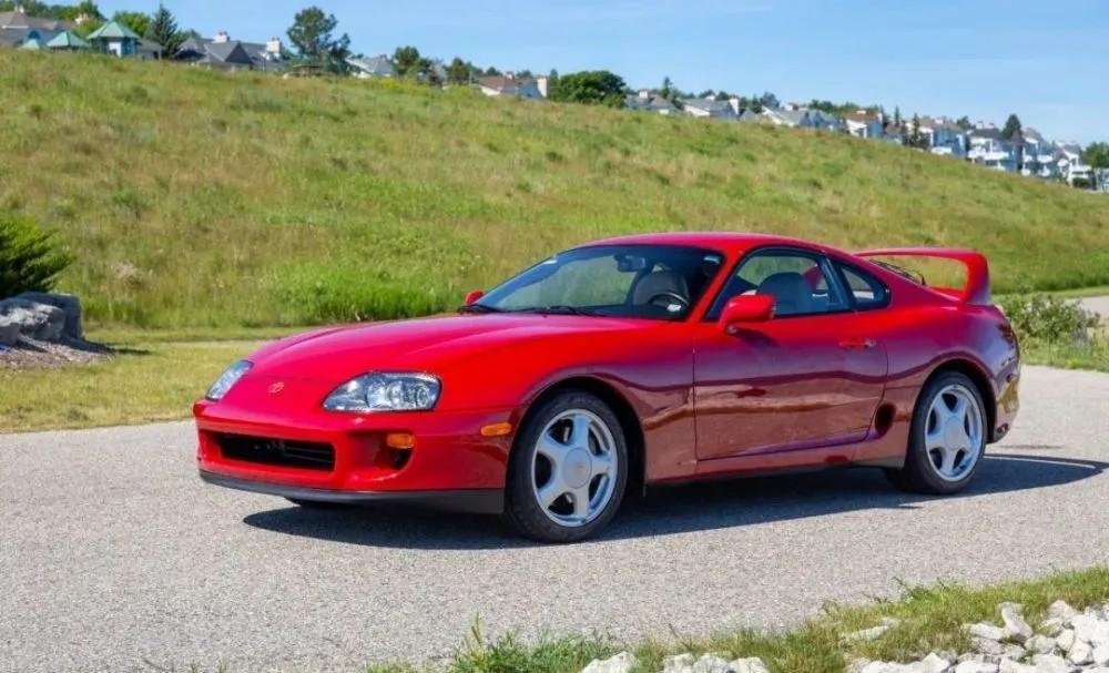 电影《速度与激情1》中的经典跑车回顾,你喜欢哪一款?