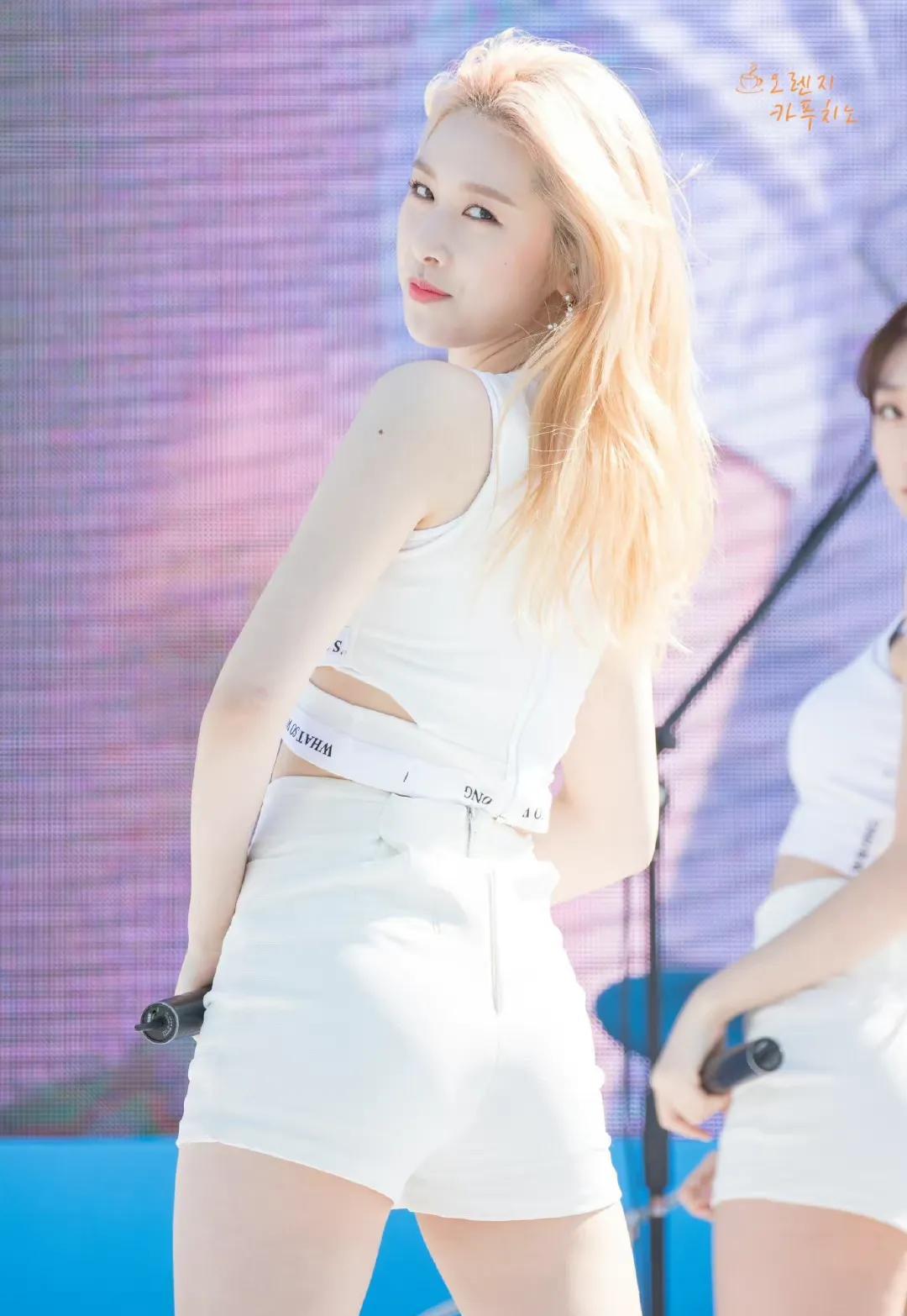 国外女星洪宜珍,时尚长相不输泫雅,出道多年一直不火_组合_偶像_韩娱