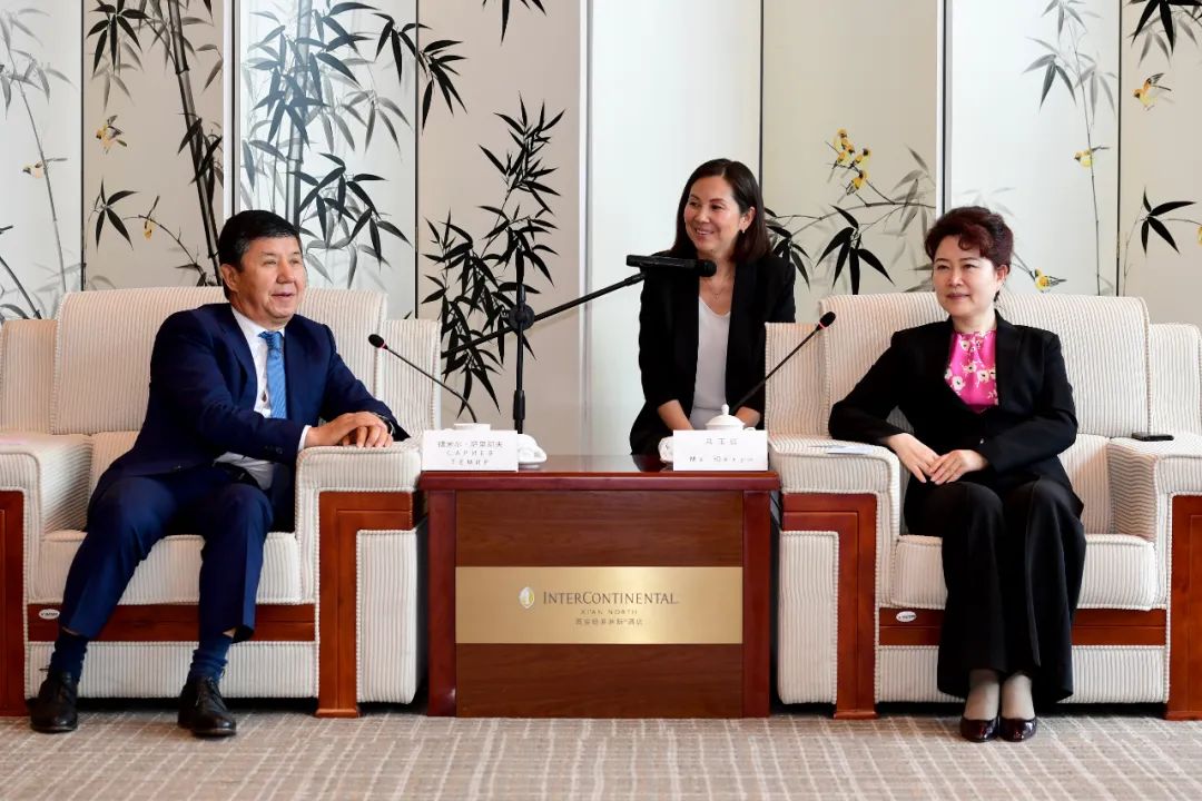 马玉红会长对捷米尔·萨里耶夫一行来访陕西表示欢迎,对其长期以来