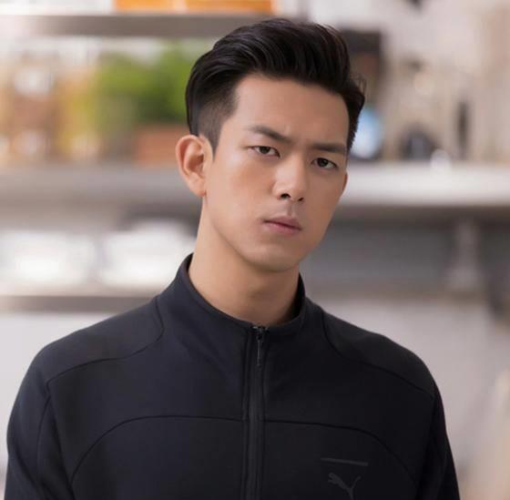 李现成"七月男友",看到妈妈后,谁还敢嚷着要做他"老婆"?