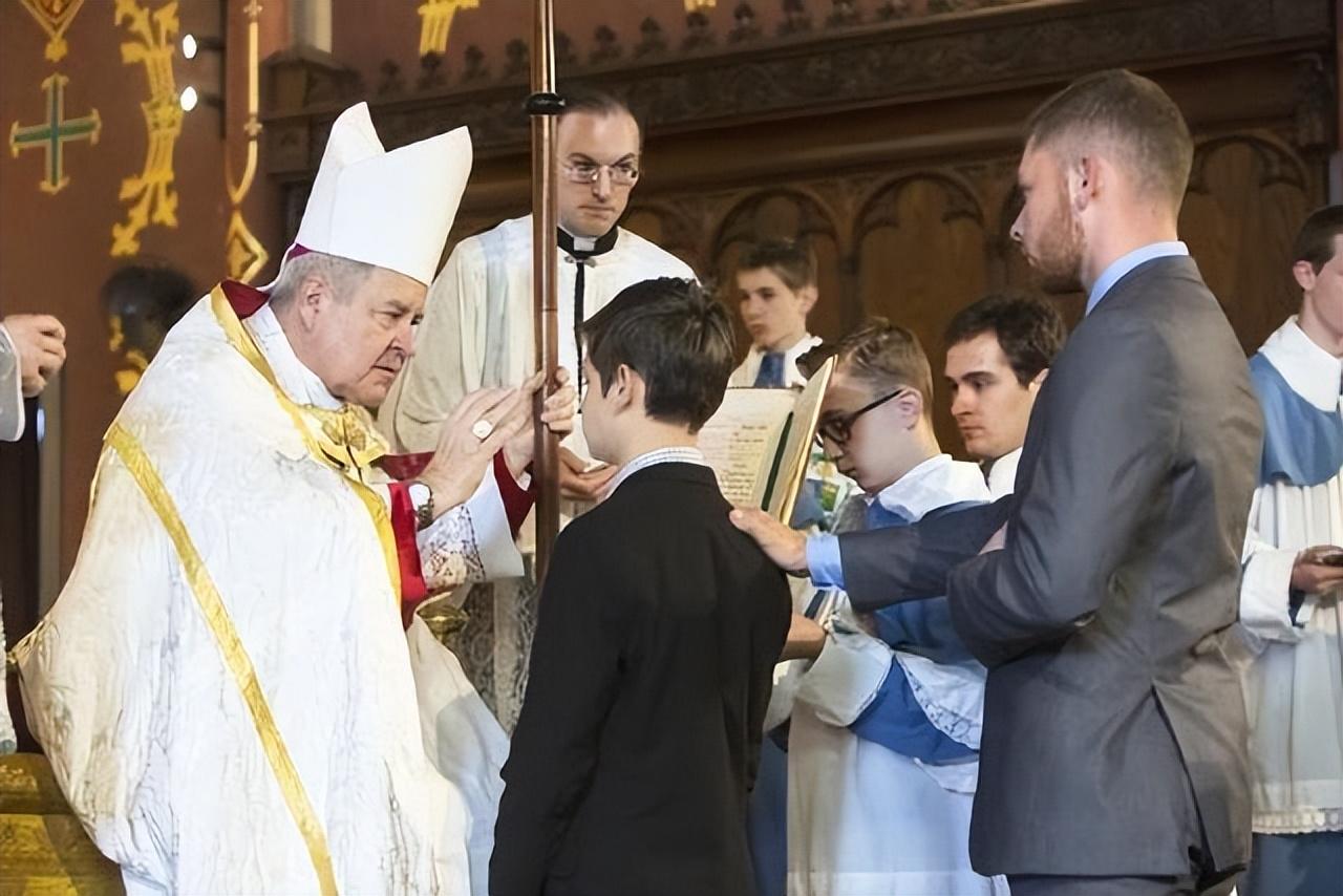 基督教的传入和推广对挪威的宗教,文化,政治和社会产生了重大影响