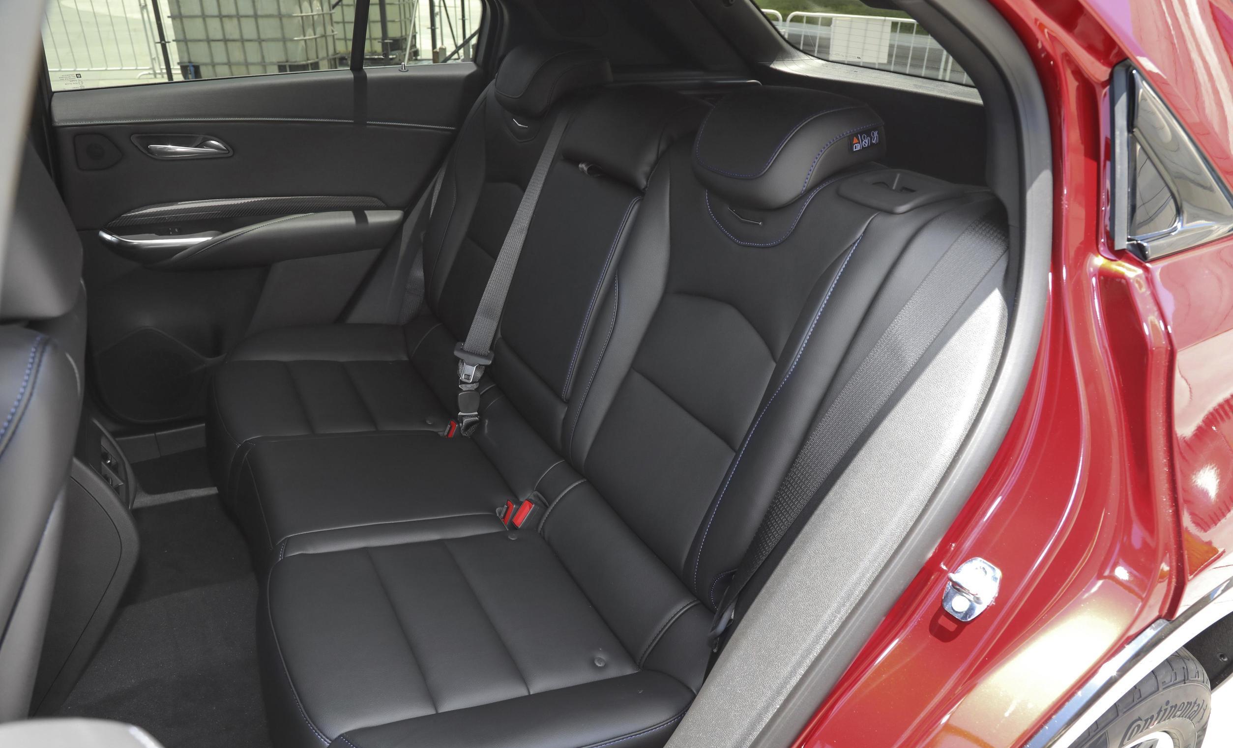 97万元起,2024款凯迪拉克xt4上市,新增1.5t动力_搜狐汽车_搜狐网