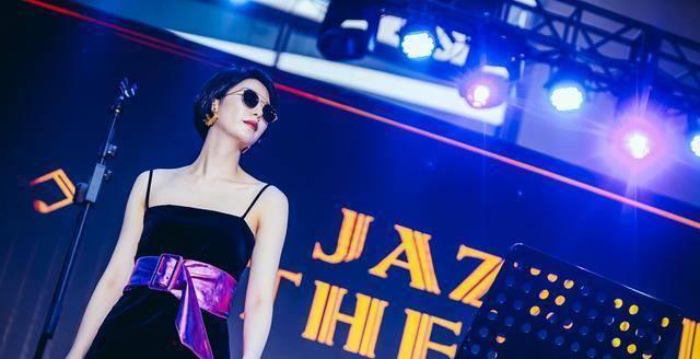 李亚鹏的前任和现任放在一块儿作对比,很多人都说现女友susie有刻意在