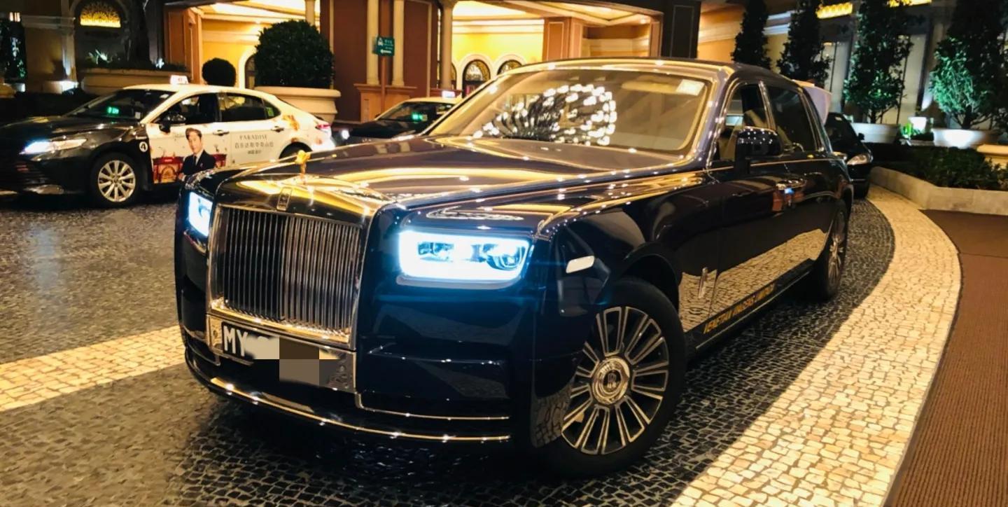 我在澳门开出租车:月收入不到1万,却在巴黎铁塔下收获爱情