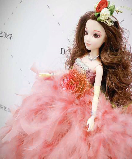 专属于十二星座的粉色婚纱芭比,白羊座土气,天蝎座公主范儿十足_女生