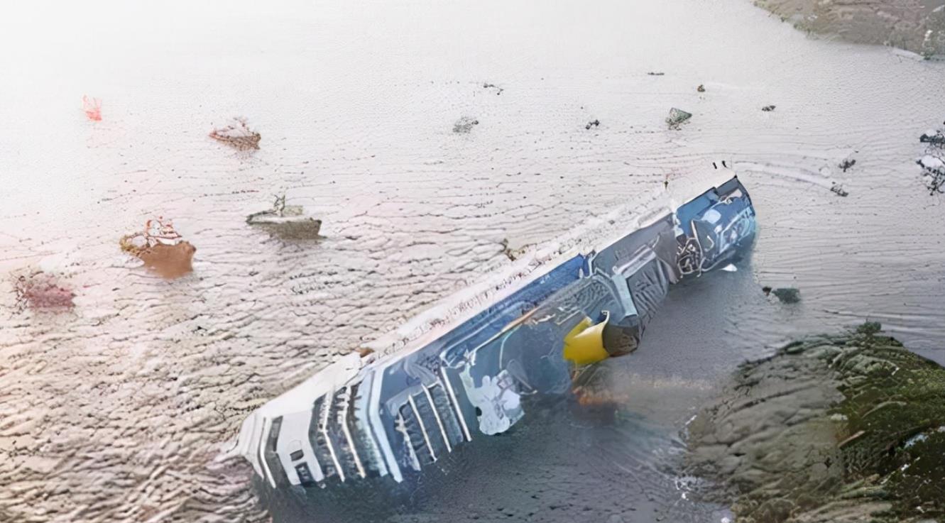 "大舜号"船长的失误非常多,它们共同影响才推动了惨案的发生.